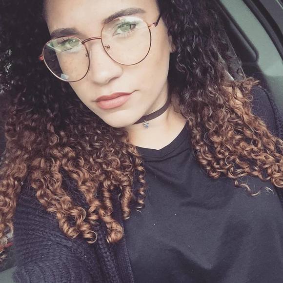 Meet your Posher, Jazmin - Picture 1 of 1